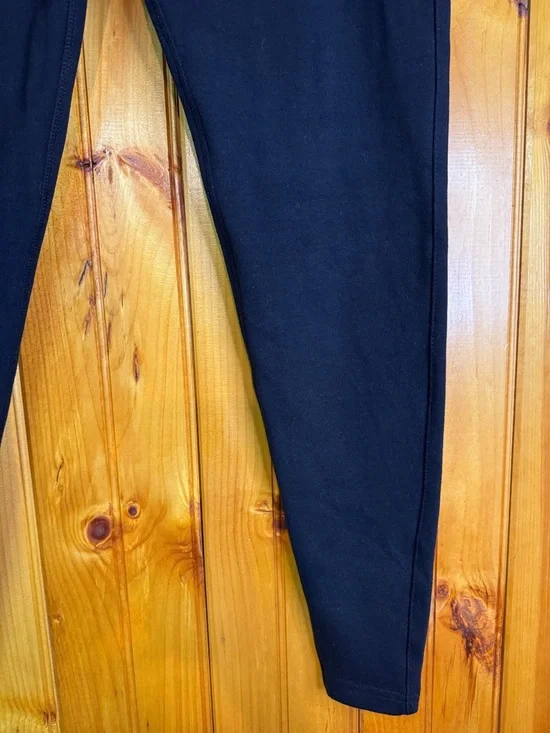 Alphalete Black Slim-Fit Joggers - Picture 5 of 9